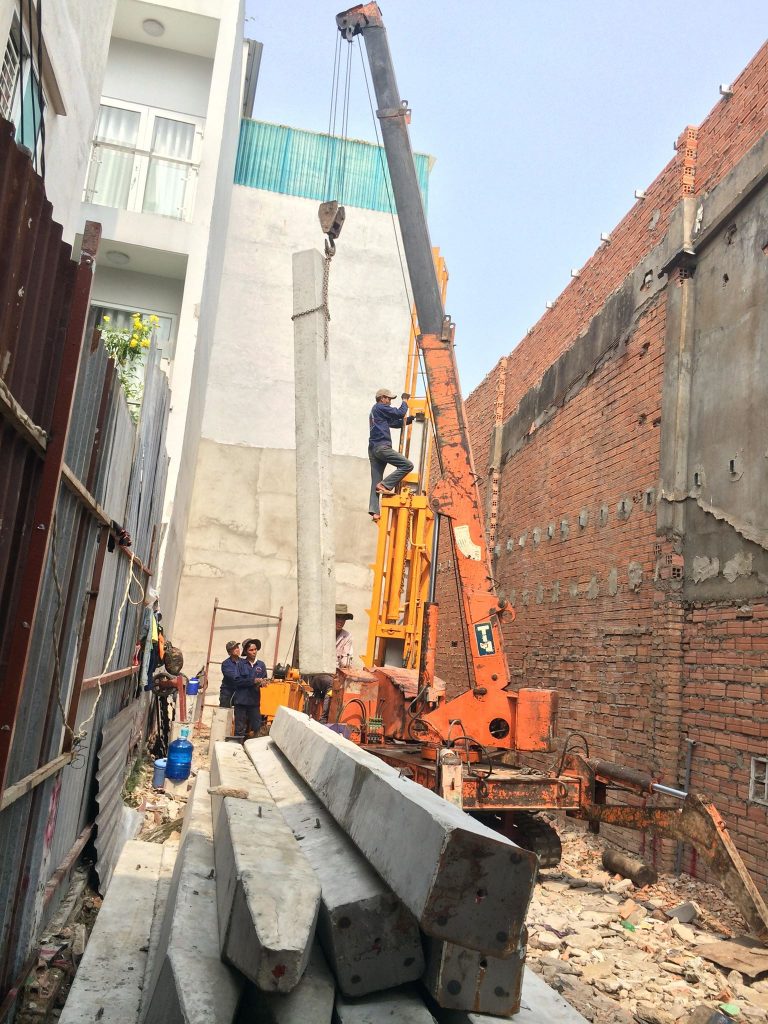 Ép cọc bê tông đại trà nhà anh Dự Quận Bình Thạnh