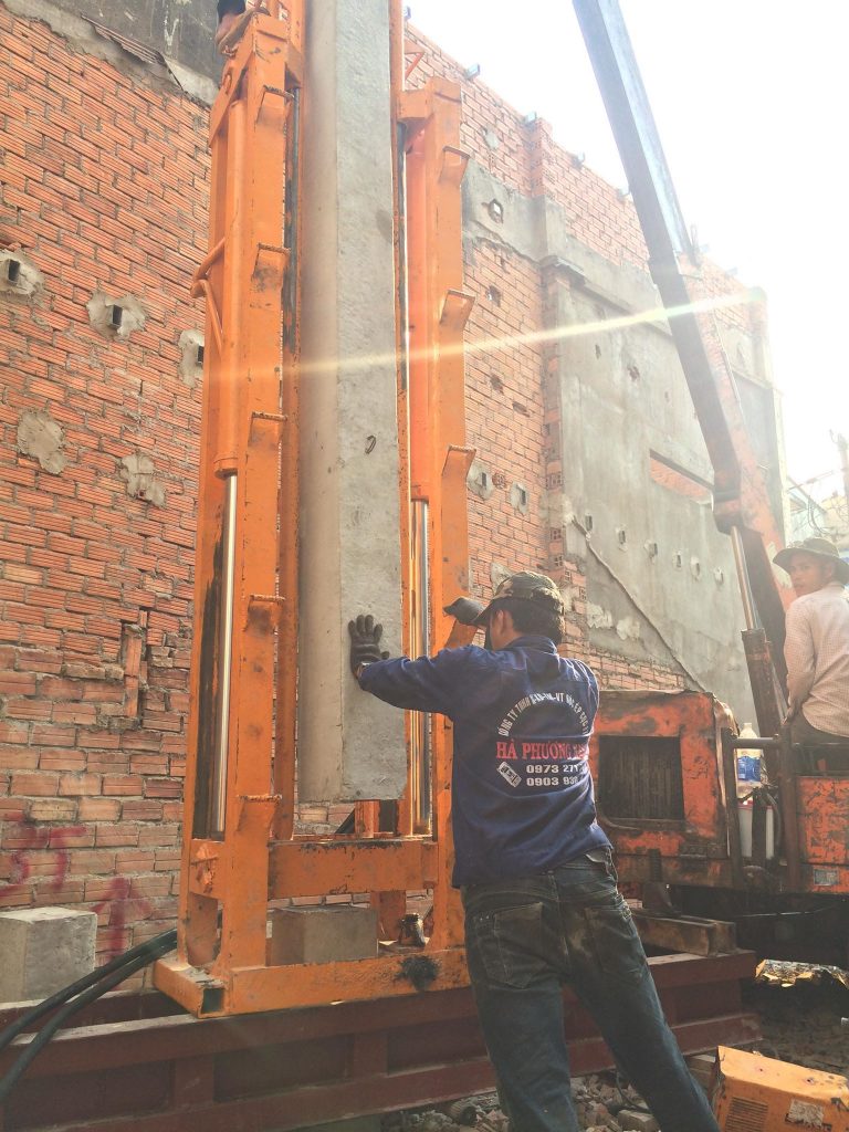 Ép cọc bê tông đại trà nhà anh Dự Quận Bình Thạnh